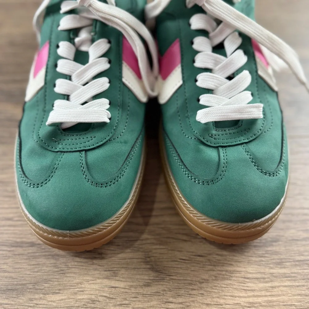 DV by Dolce Vita Sybela Retro Low Top Trainers Lifestyle Casual Green Pink 6.5